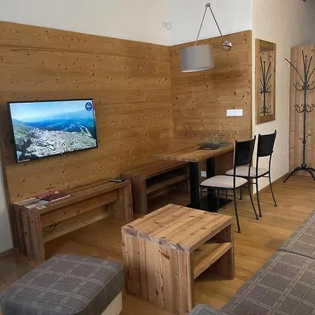 Jasna Centrum F - Free Jacuzzi & Sauna And Chopok View Apartment